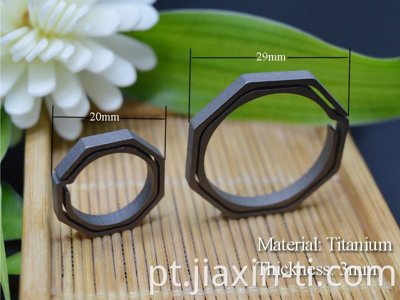 Porta-chaves de metal personalizado de anel octogonal de titânio portátil de alta resistência